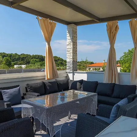 Holiday home Edis Pula