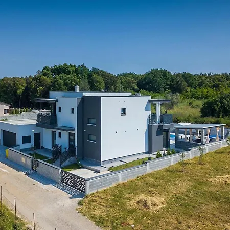 Edis Holiday home Pula