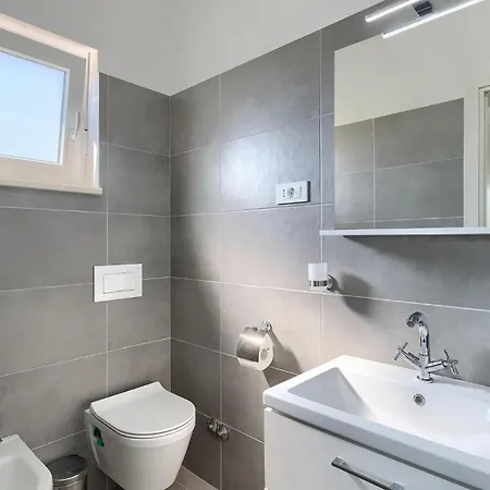 Holiday home Edis